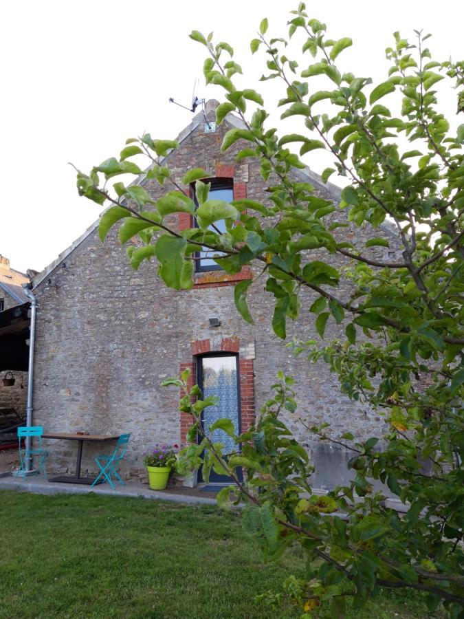 chez marîo Apartman Saint-Pierre-Église Kültér fotó