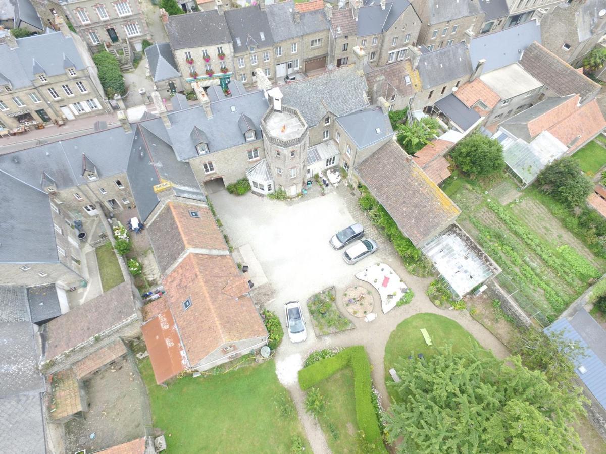chez marîo Apartman Saint-Pierre-Église Kültér fotó